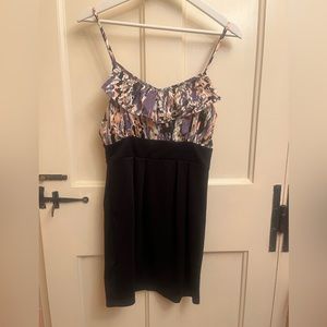 Mini-Dress; Spaghetti Straps, colored top black bottom